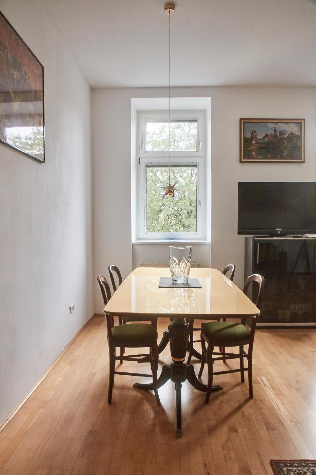 Schoene Altbauwohnung Zentrum Brigittenauer Laende 32 Wien